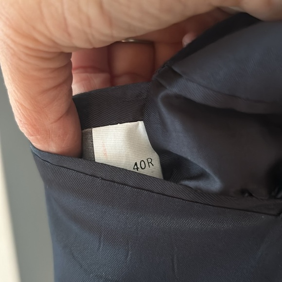 🌿Oscar de la Renta men’s Navy wool blazer, 40R🌿 - Picture 2 of 7